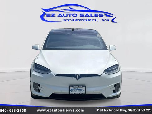 Used 2018 Tesla Model X 75D AWD/4WD image 2