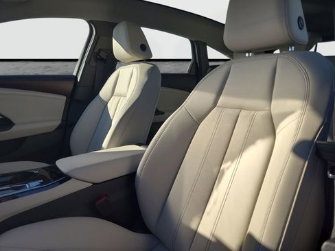 New 2025 Audi A6 e-tron Premium Plus image 16