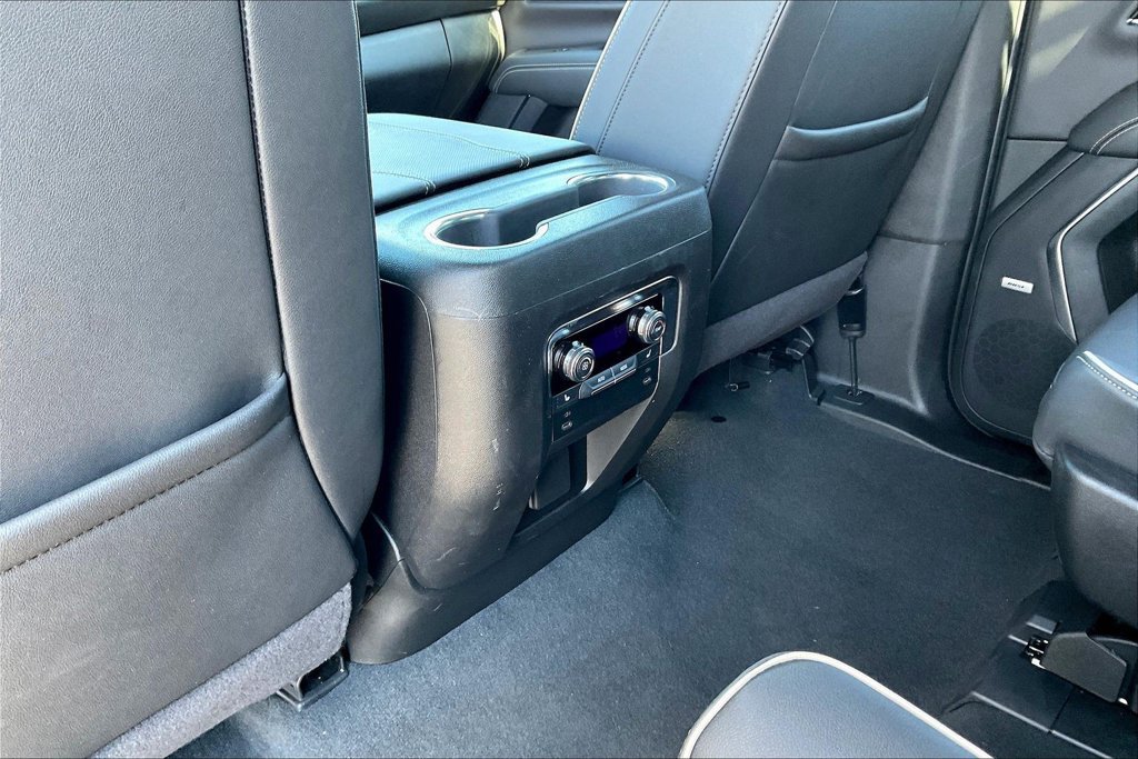 Used 2026 GMC Yukon Elevation AWD/4WD image 22