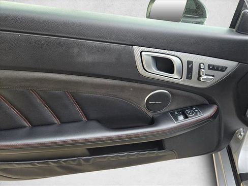 Used 2017 Mercedes-Benz SLC 43 AMG image 12