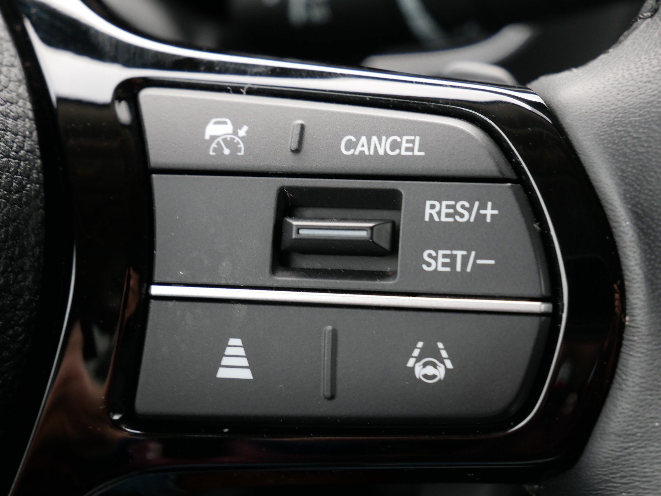 Certified 2025 Honda Pilot EX-L image 29