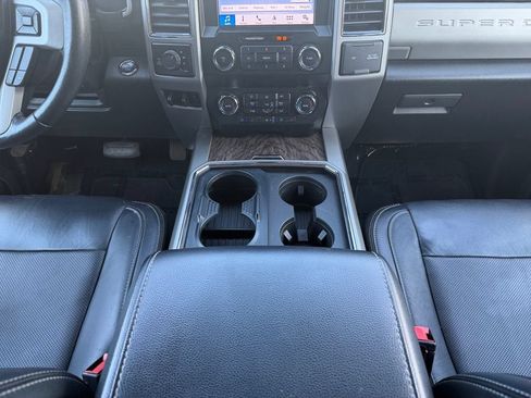 Used 2019 Ford F350 Lariat w/ Lariat Ultimate Package AWD/4WD image 13