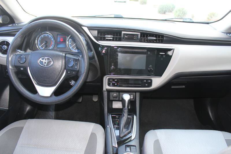 Used 2017 Toyota Corolla LE w/ Carpet Mat Package (TMS) FWD image 19