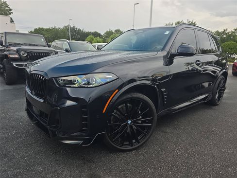 Used 2025 BMW X5 sDrive40i w/ M Sport Package RWD image 25