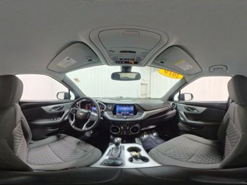 Used 2019 Chevrolet Blazer LT image 43