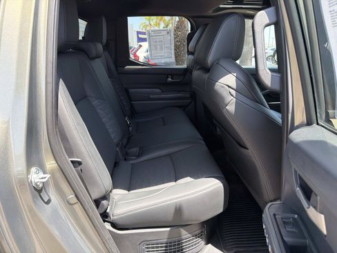 Used 2025 Toyota Tacoma TRD Off-Road w/ TRD Off Road Premium Package AWD/4WD image 26