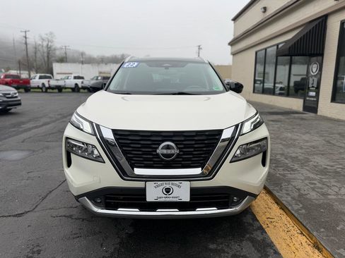 Used 2022 Nissan Rogue Platinum w/ Head-Up Display Package image 7