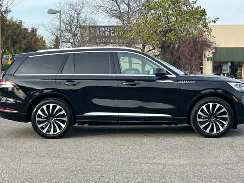 Certified 2023 Lincoln Aviator Black Label Grand Touring w/ Class IV Trailer Tow Package image 3