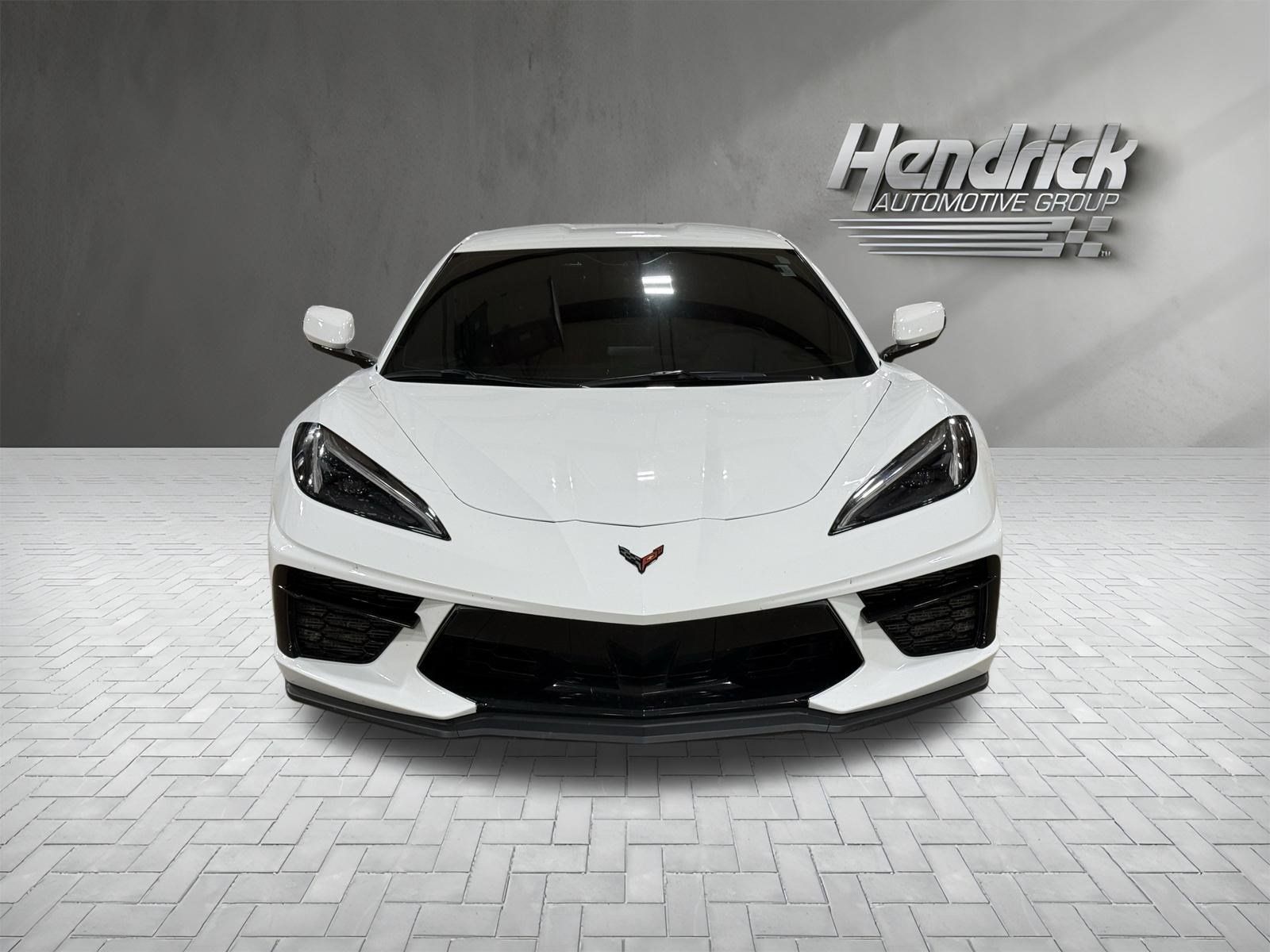 Used 2021 Chevrolet Corvette Stingray Coupe w/ Z51 Performance Package RWD image 3