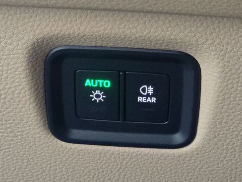 New 2026 Porsche Cayenne Coupe image 38