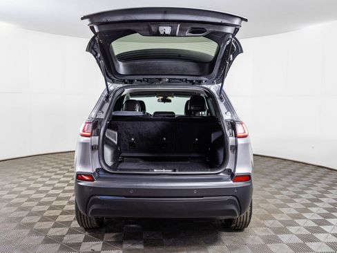 Used 2019 Jeep Cherokee Latitude Plus image 38