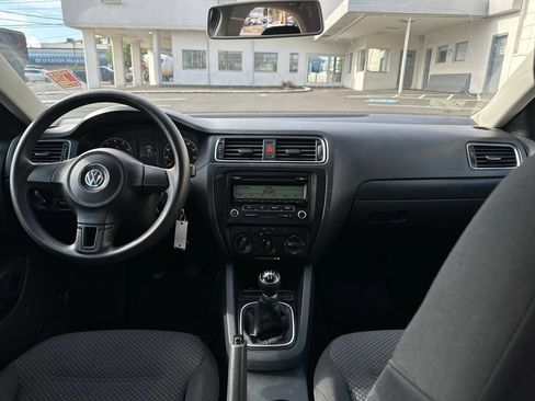 Used 2011 Volkswagen Jetta S FWD image 17