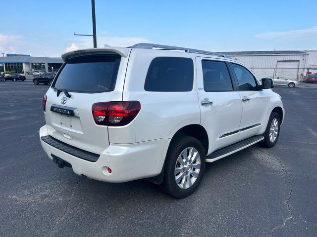 Used 2020 Toyota Sequoia Platinum RWD image 4