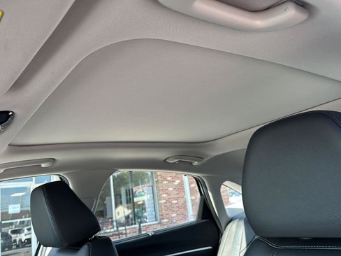 Certified 2025 Hyundai Sonata Limited FWD image 9