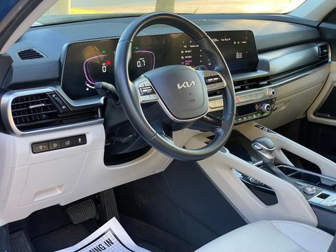 Used 2025 Kia Telluride S FWD image 10