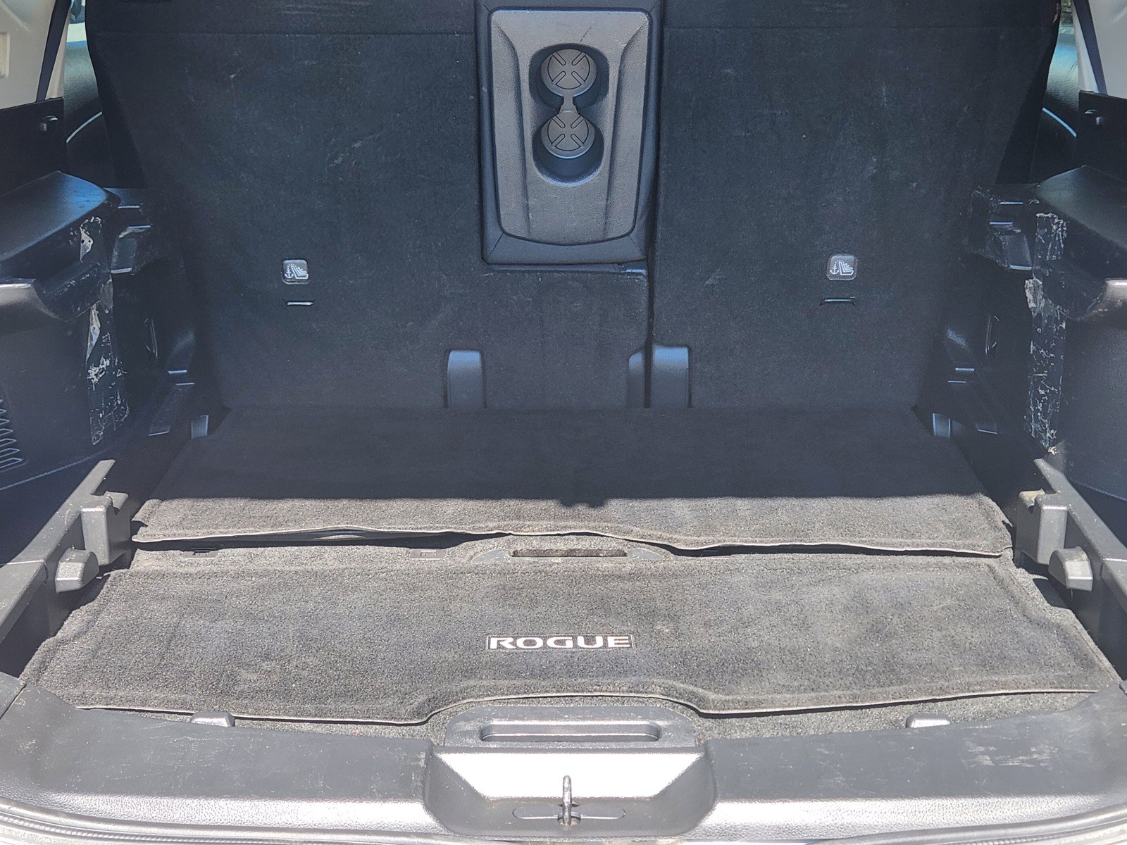 Used 2018 Nissan Rogue S FWD image 23