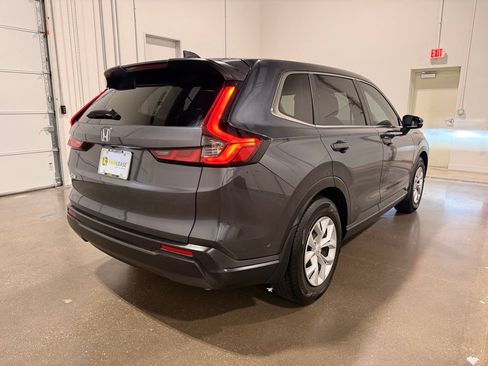 Used 2025 Honda CR-V LX image 5