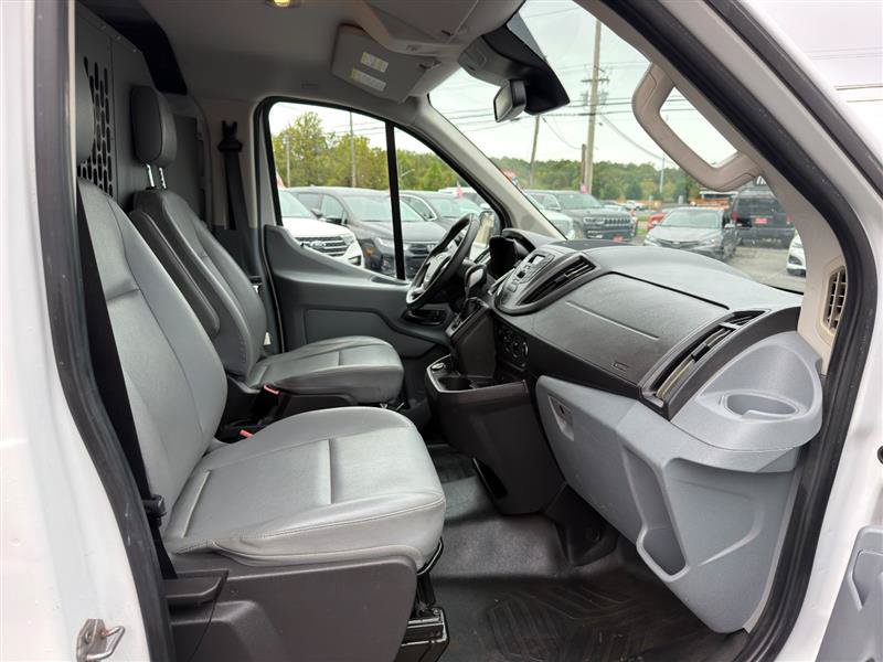 Used 2019 Ford Transit 250 130 Low Roof RWD image 14