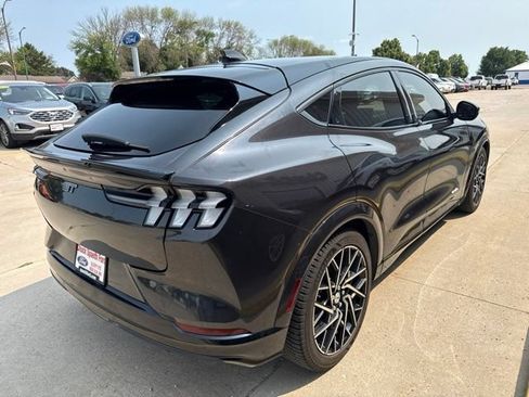 Used 2022 Ford Mustang Mach-E GT w/ GT Performance Edition AWD/4WD image 9