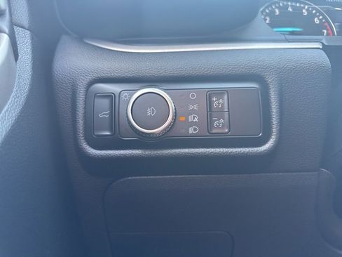 Used 2023 Ford Explorer XLT w/ Equipment Group 202A image 15