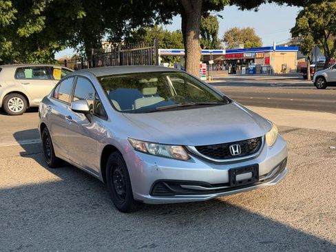 Used 2013 Honda Civic LX image 5