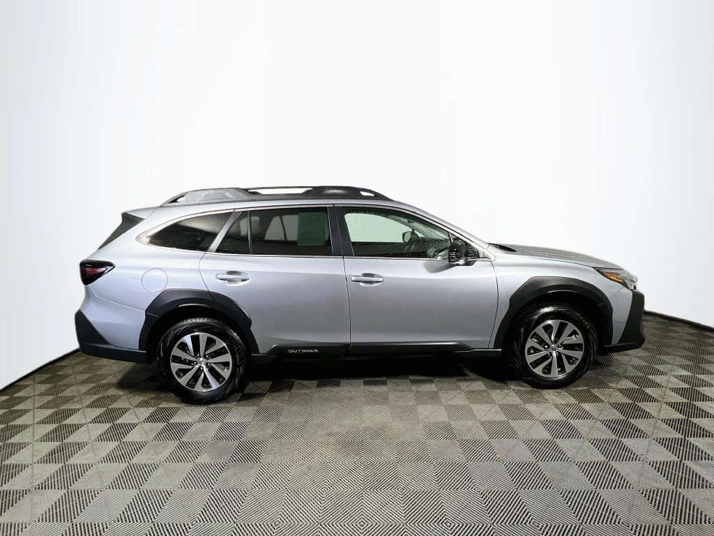 Certified 2025 Subaru Outback Premium w/ Popular Package #1A AWD/4WD image 8