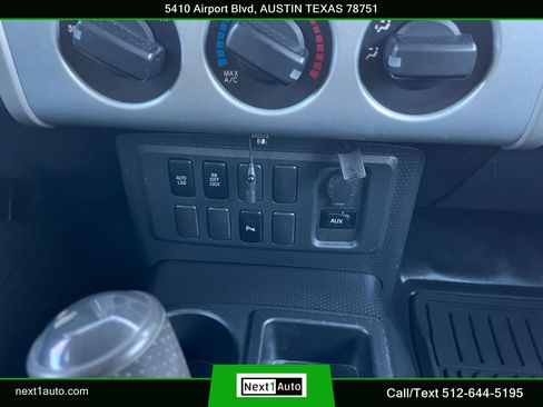 Used 2008 Toyota FJ Cruiser 2WD image 21