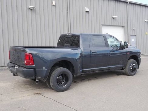 New 2026 RAM 3500 Laramie AWD/4WD image 14