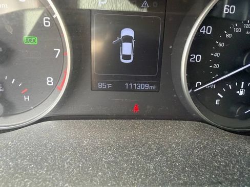 Used 2018 Hyundai Elantra SEL FWD image 14