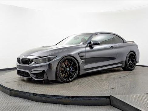 Used 2015 BMW M4 Convertible image 26