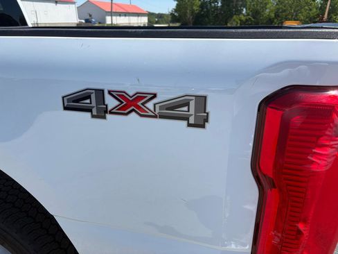 Used 2025 Ford F250 XLT AWD/4WD image 10