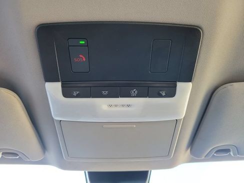 Used 2025 Nissan Altima 2.5 SV FWD image 30