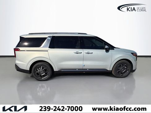 New 2026 Kia Carnival SX image 6