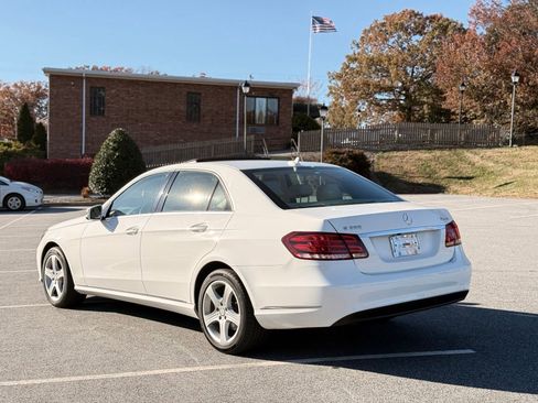 Used 2014 Mercedes-Benz E 350 4MATIC Sedan image 8