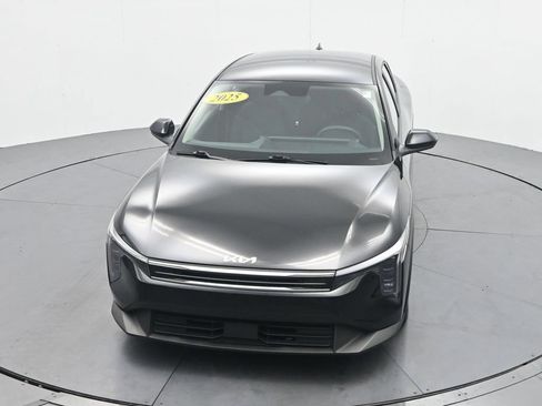 Used 2025 Kia K4 FWD image 23