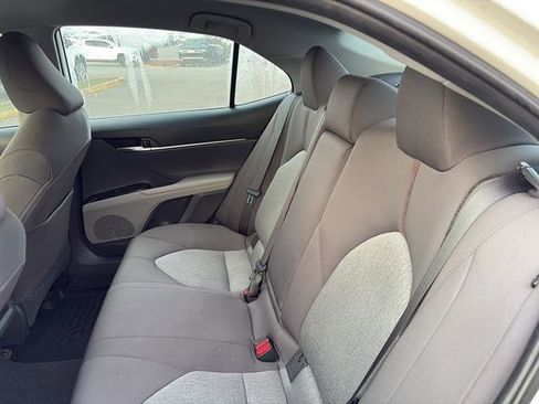 Used 2019 Toyota Camry LE image 12