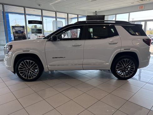 New 2027 GMC Terrain Denali w/ LPO, Black Badging Package AWD/4WD image 10