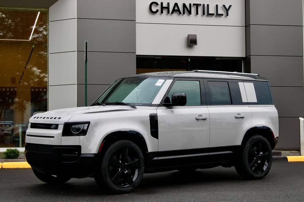 New 2026 Land Rover Defender 110 X-Dynamic SE AWD/4WD image 1
