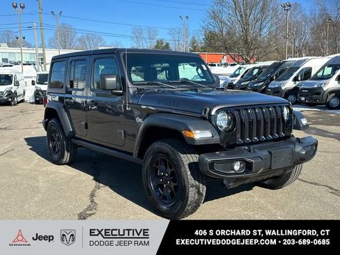 Used 2022 Jeep Wrangler Unlimited Willys image 5