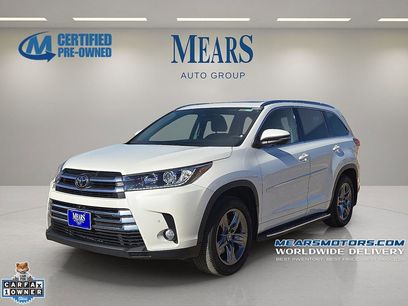 Used 2017 Toyota Highlander Limited
