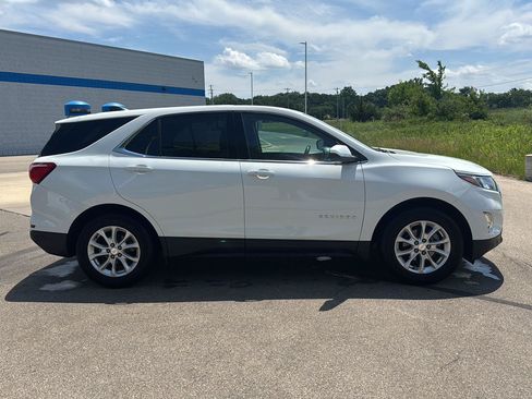 Used 2020 Chevrolet Equinox LT w/ Driver Convenience Package FWD image 6
