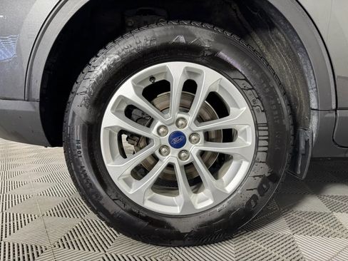 Used 2020 Ford Escape SE image 44