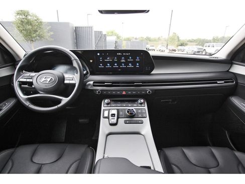 Certified 2025 Hyundai Palisade SEL AWD/4WD image 12