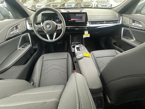New 2026 BMW X2 xDrive28i w/ Technology Package image 6