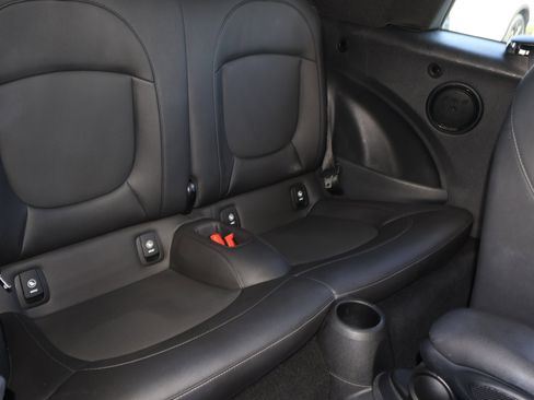 Used 2024 MINI Cooper S image 19