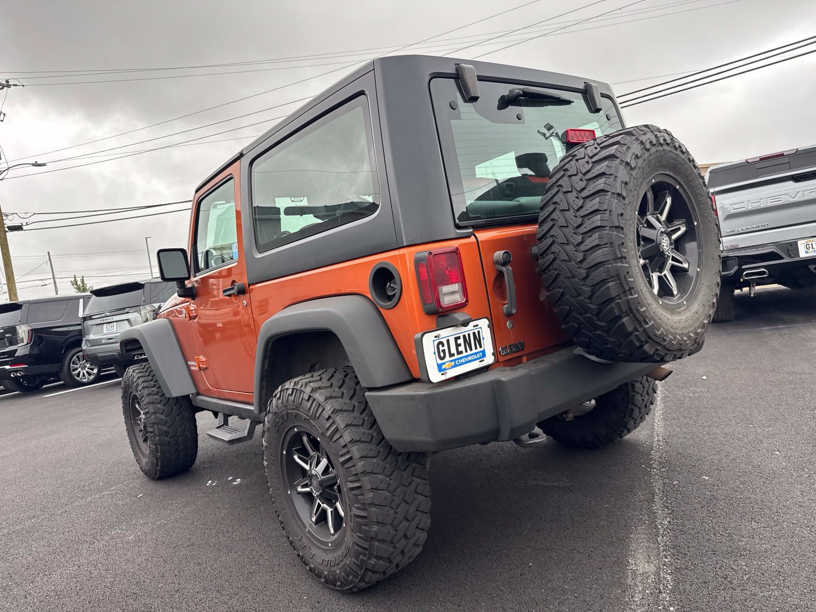Used 2011 Jeep Wrangler Rubicon w/ Dual Top Group AWD/4WD image 26