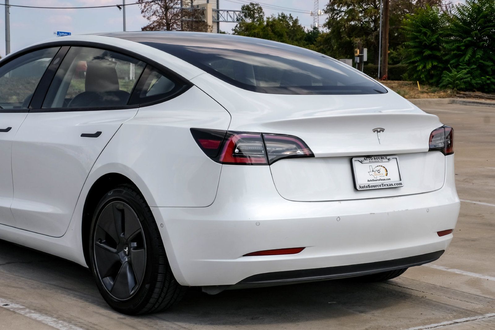 Used 2022 Tesla Model 3 RWD image 16