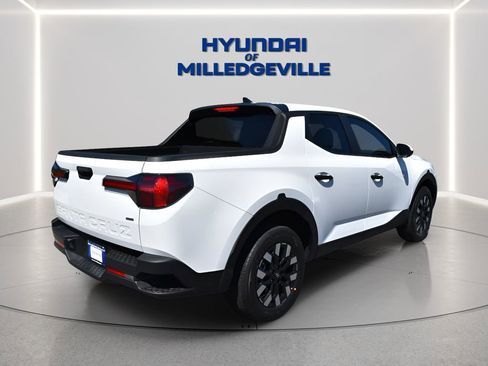 New 2025 Hyundai Santa Cruz SE AWD/4WD image 5