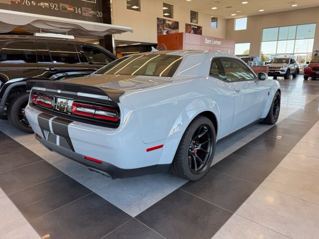 Used 2022 Dodge Challenger SRT Hellcat RWD image 14