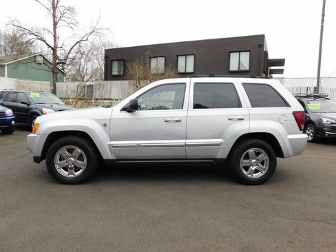 Used 2006 Jeep Grand Cherokee Limited AWD/4WD image 23